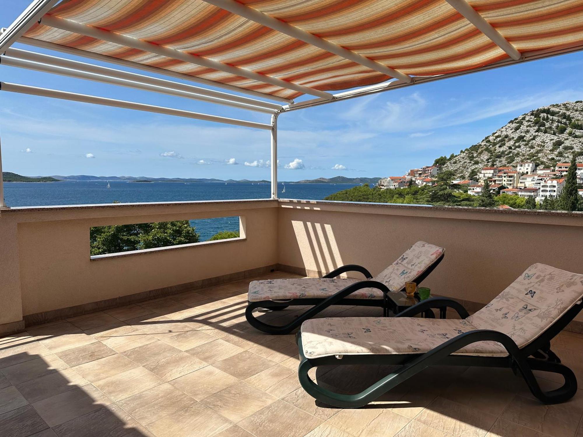 Apartment Mona 1, Fantastischer Meerblick Драге Екстериор снимка