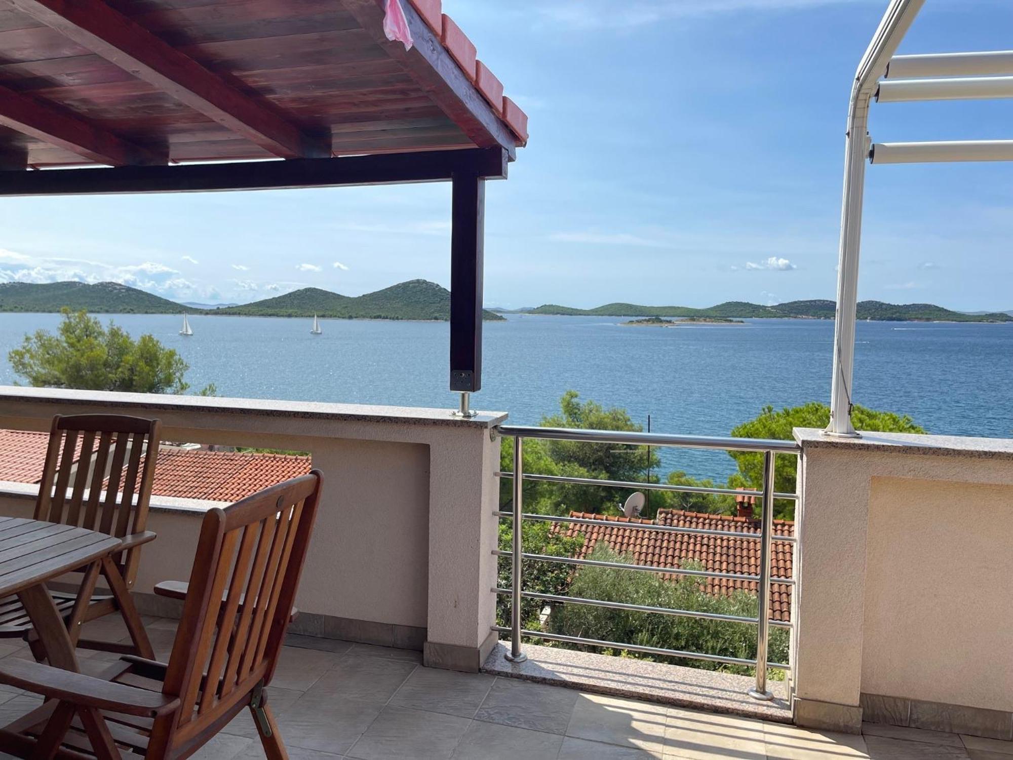 Apartment Mona 1, Fantastischer Meerblick Драге Екстериор снимка